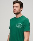 T-shirt ανδρικό Superdry βαμβακερό Πράσινο M1011903A 2DL-DARK FOREST GREEN SLUB